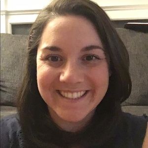 Meet your Posher, Courtney